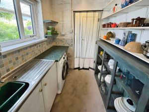 Photo 25- click for photo gallery